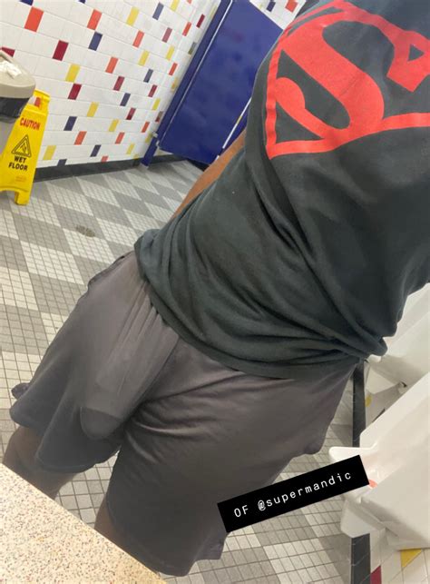 wet bulge|Bulge in the locker room .